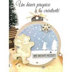Chipboard mouton sur patins à glace en carton bois