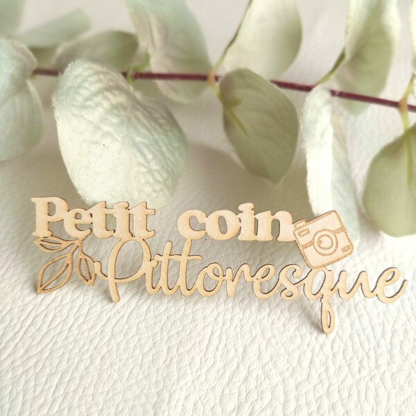 Mot Petit coin pittoresque en carton bois SCRAPMOUSET