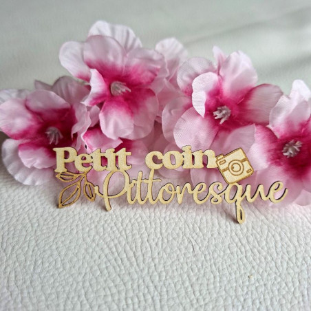 mot-petit-coin-pittoresque-carton-bois-scrapmouset