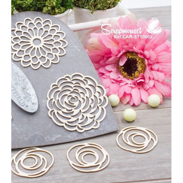 Chipboards "Fleurs ajourées" de Scrapmouset