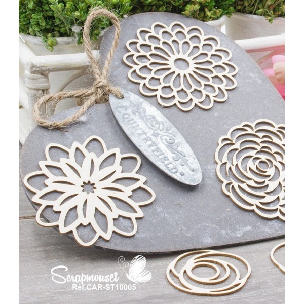 Chipboards "Fleurs ajourées" de Scrapmouset