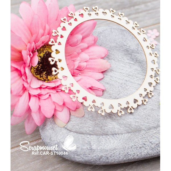 Embellissement "Cadre petits coeurs Emma" Scrapbooking