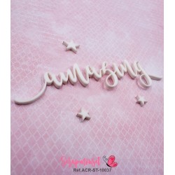 Mot "amazing" en Acrylique Blanc 12,9 x 3,1 cm - Scrapmouset