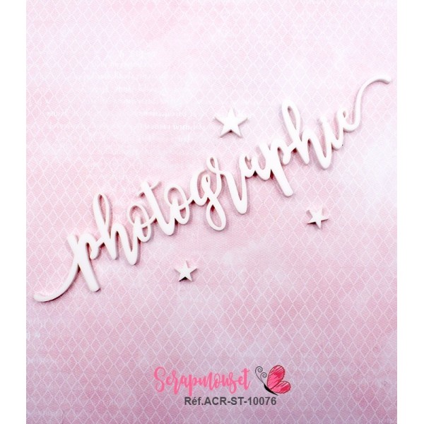 Mot "photographie" en Acrylique Blanc 17,6 x 3,7 cm - Scrapmouset