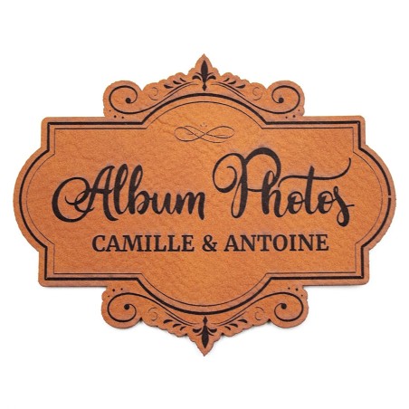 Etiquette à personnaliser en cuir avec le mot Album Photos SCRAPMOUSET
